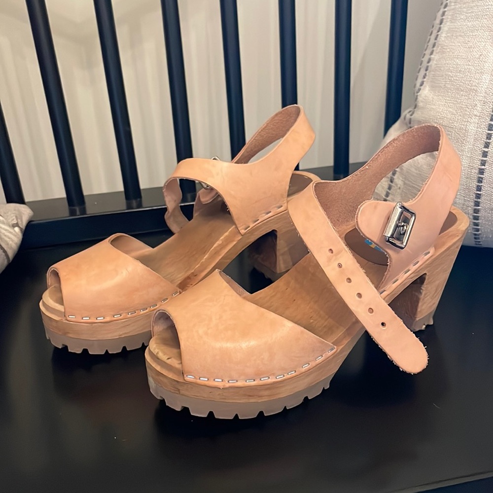 Mia clog size 36